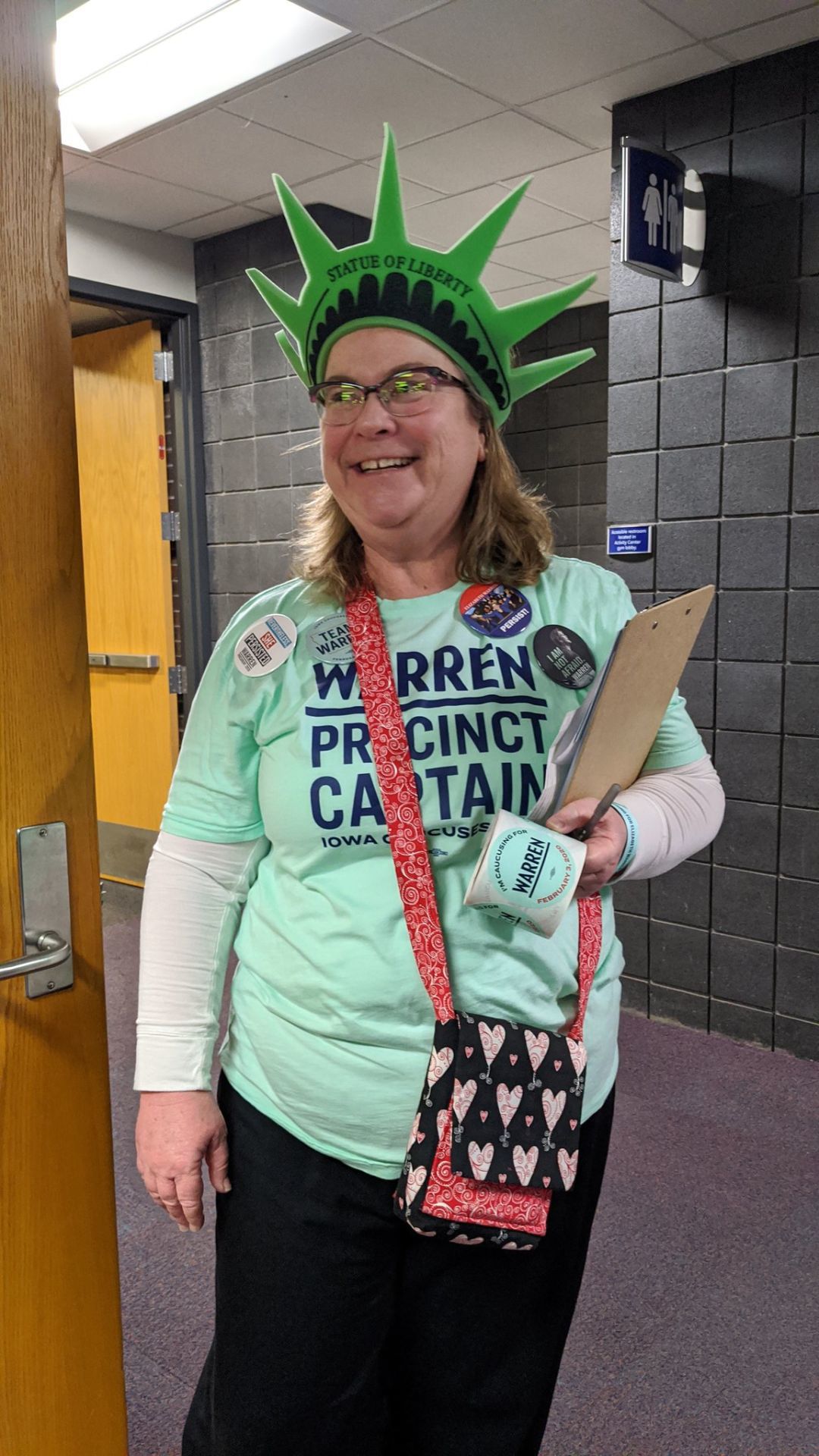 IA Caucus for Warren